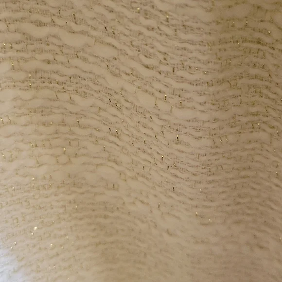 JLO Tweed jacket.  Cream with gold thread. Lapel with 2 hook/eye closure XL - Picture 5 of 7